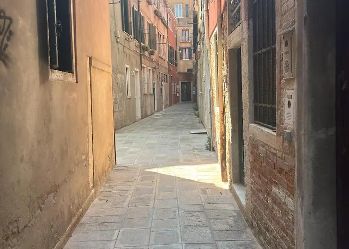 Ca' Ginevra Apartment